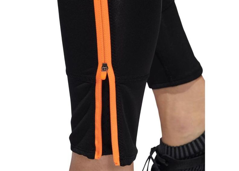 Женские тренировочные рейтузы adidas Response Long Tight WOMEN W CF6238 увеличить