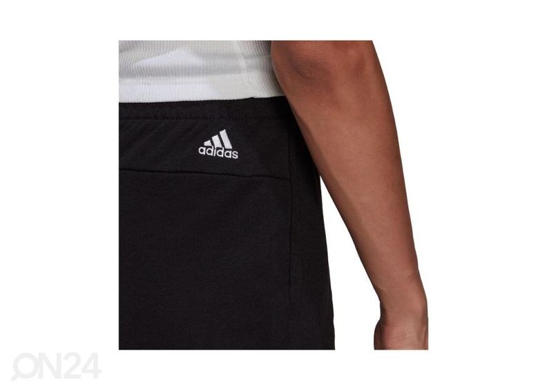 Женские шорты Adidas Essentials Slim Logo увеличить