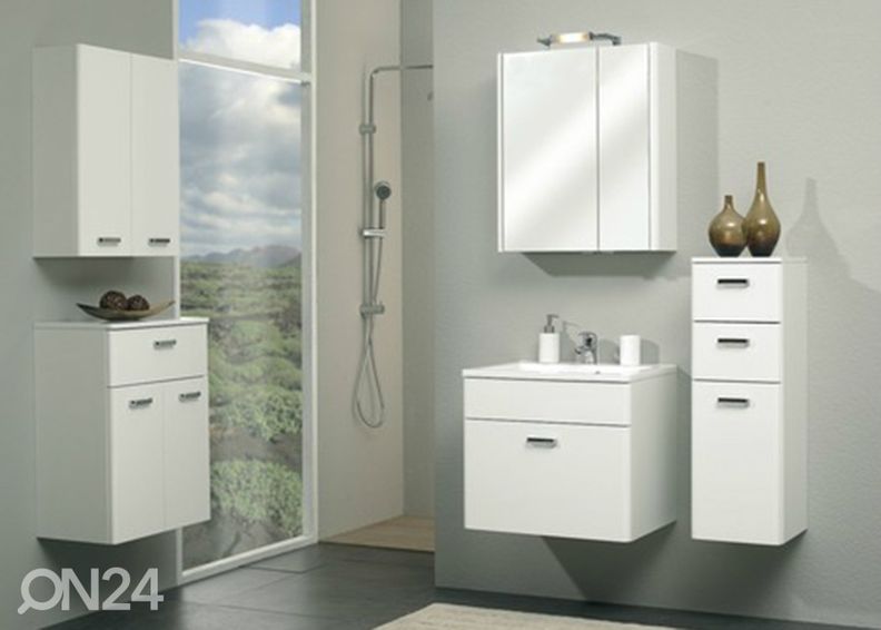 Зеркальный шкаф 36 увеличить