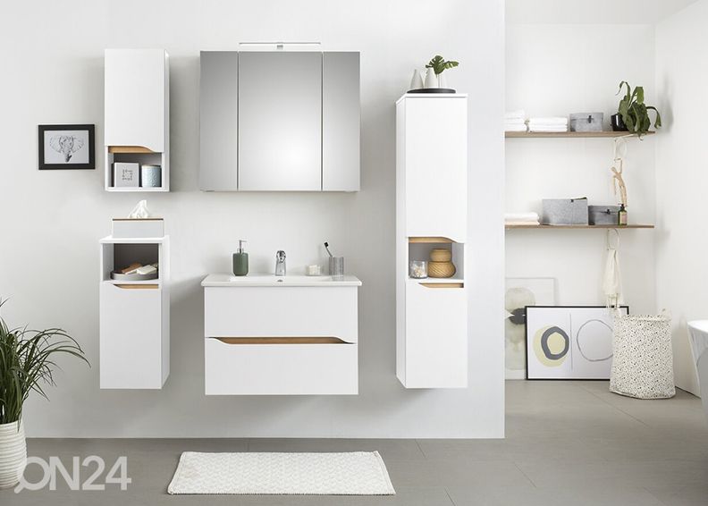 Зеркальный шкаф 857 увеличить