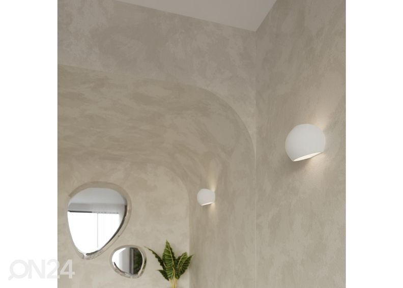 Керамический настенный светильник Globe увеличить