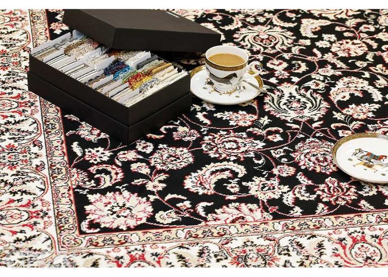 Ковер Narma вискозный Yasmin black 67x140 см увеличить