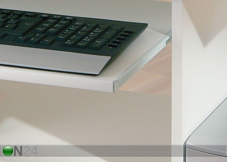 Компьютерный стол Pepe увеличить