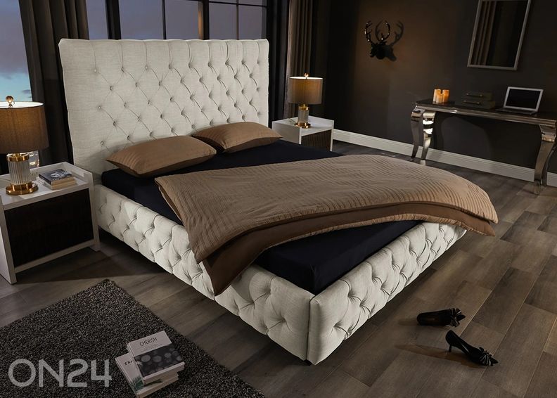 Кровать Chesterfiled 180x200 см увеличить