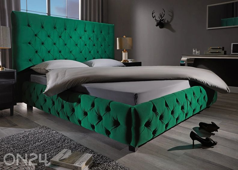 Кровать Chesterfiled 180x200 см увеличить