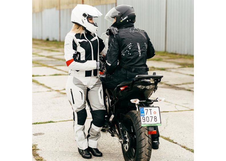 Мотоциклетный шлем NK-850 W-TEC увеличить