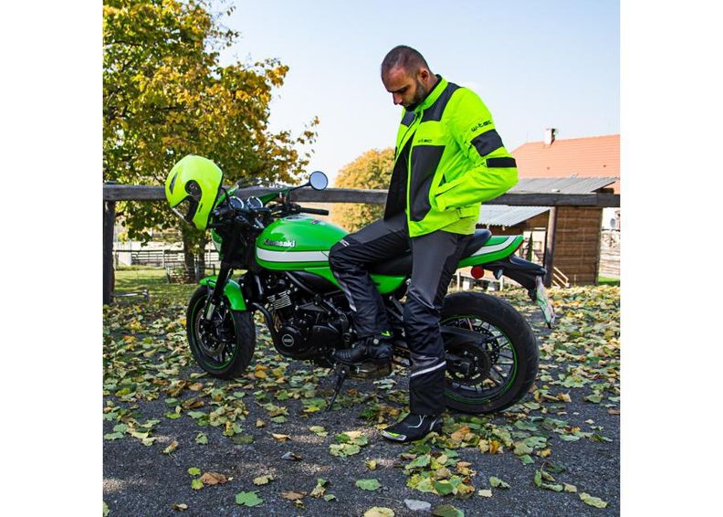 Мотоциклетный шлем W-TEC увеличить