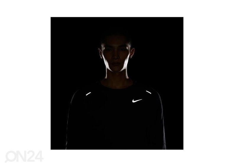 Мужская рубашка для тренировок Nike Sphere Crew Top 3.0 увеличить