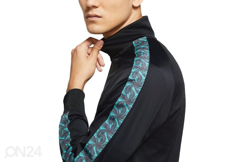 Мужская толстовка Nike FC Barcelona M CW2602-010 увеличить