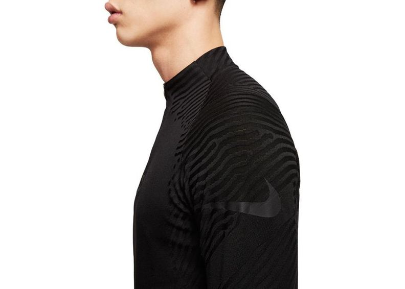 Мужская толстовка Nike VaporKnit Strike Drill Top M CD0560-010 увеличить