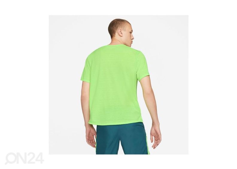 Мужская футболка для тренировок Nike Dri-FIT Miler увеличить