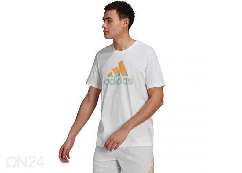 Мужская футболка Adidas Essentials увеличить