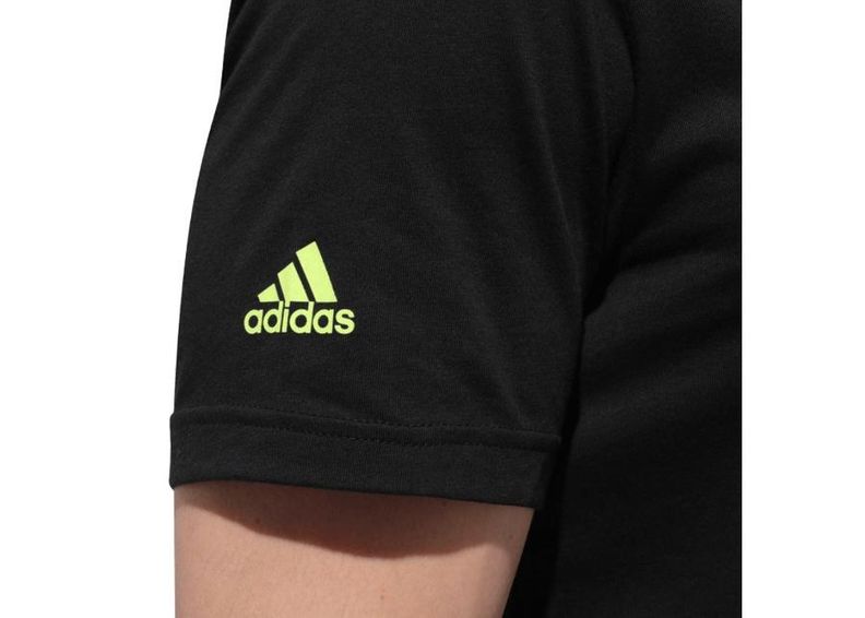 Мужская футболка adidas Tango Graphic Logo Tee M FJ4584 увеличить