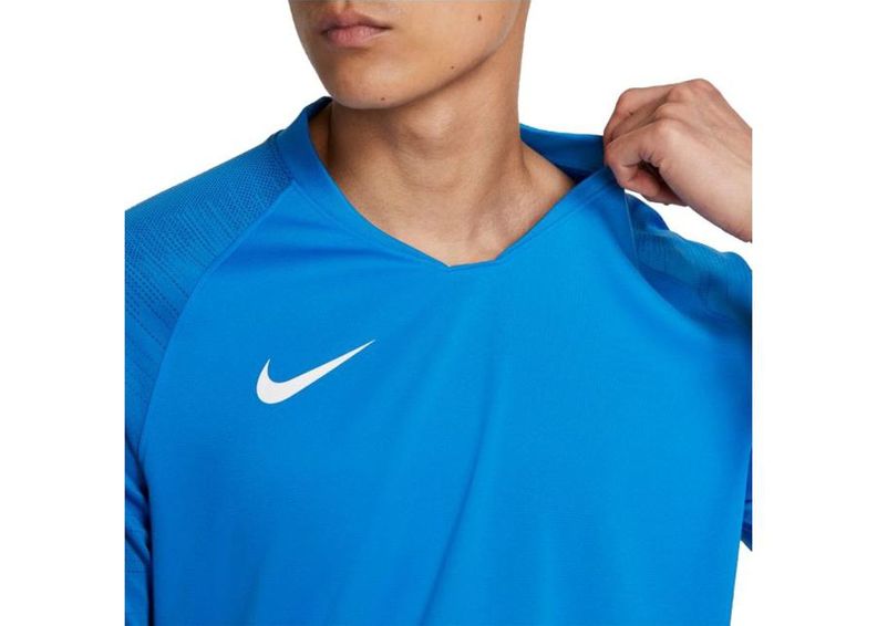 Мужская футболка Nike Breathe Strike Top M AT5870-435 увеличить