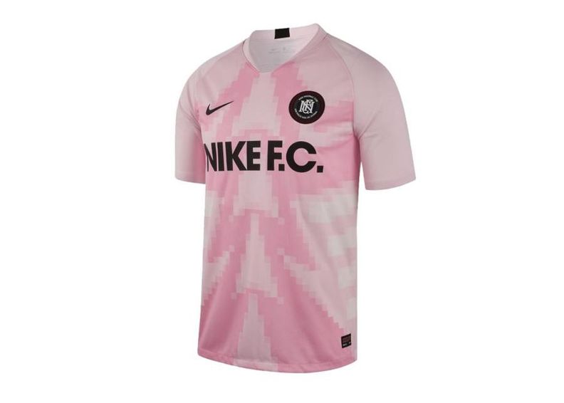 Мужская футболка Nike F.C. SS Home M AO0666-663 увеличить