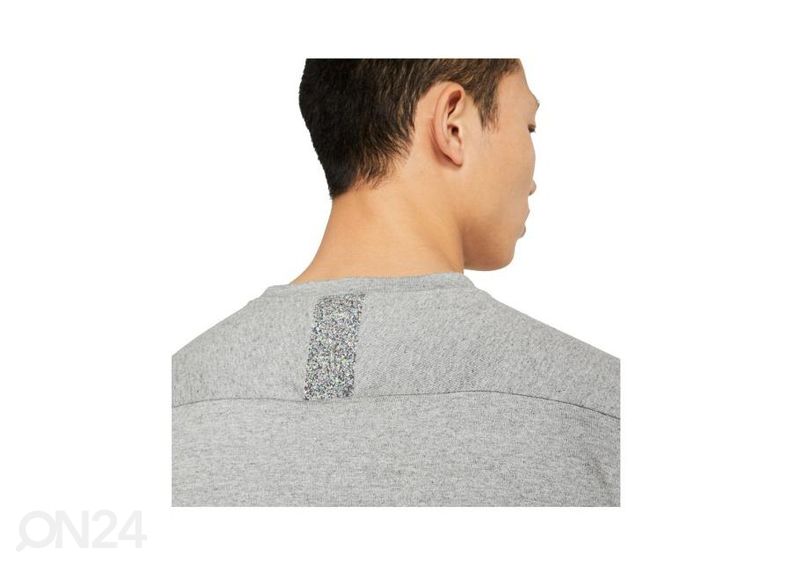 Мужская футболка Nike NSW Revival увеличить