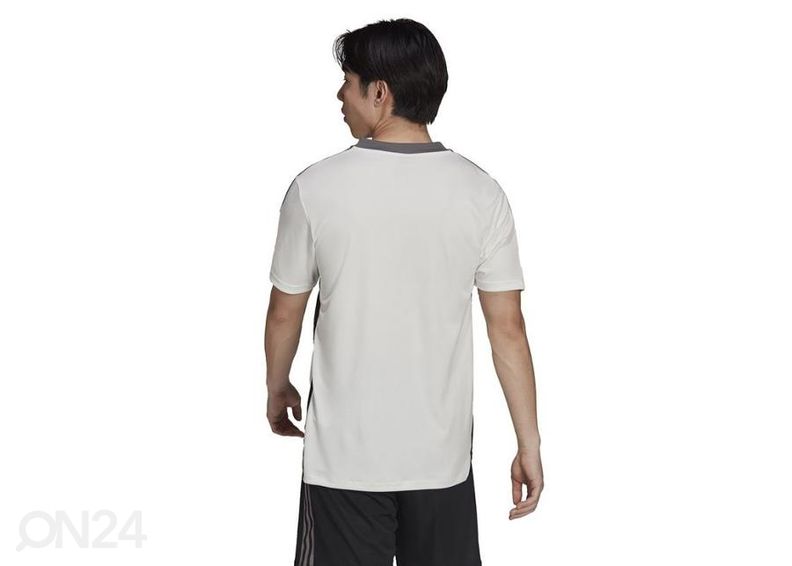 Мужская футбольная рубашка Adidas Juventus увеличить