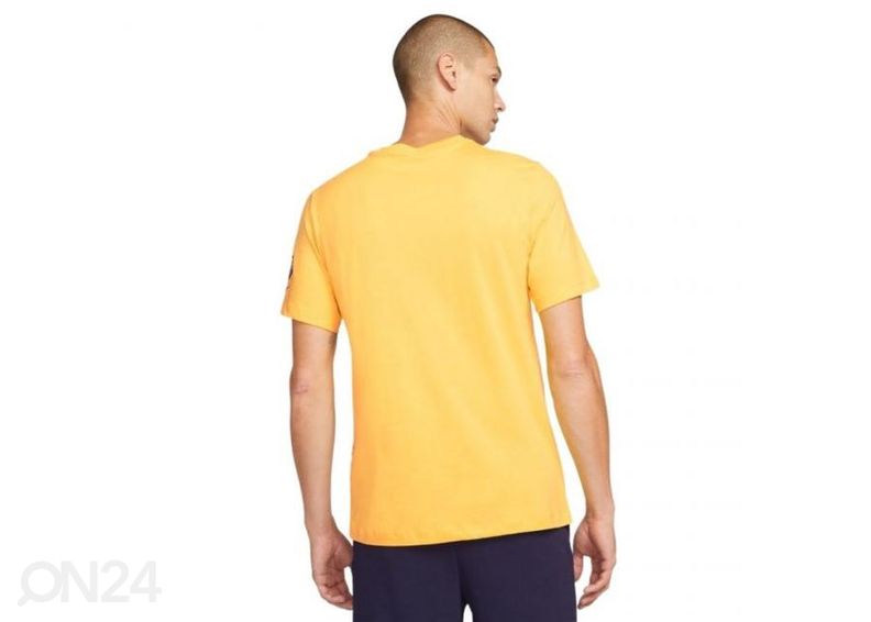 Мужская футбольная футболка Nike Fcb Voice Dist Rising Tee увеличить