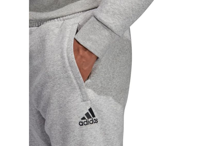 Мужские спортивные штаны adidas Tango Graphic Sweat Joggers M DP2695 увеличить