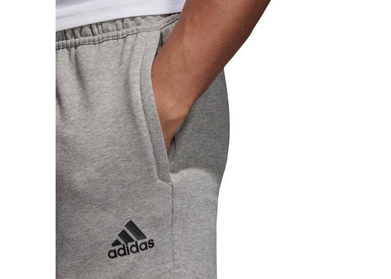 Мужские спортивные штаны adidas Tango Sweat Pant M CZ4005 увеличить