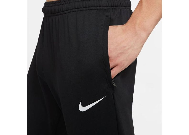 Мужские спортивные штаны Nike F.C. Essential M CD0576-010 увеличить