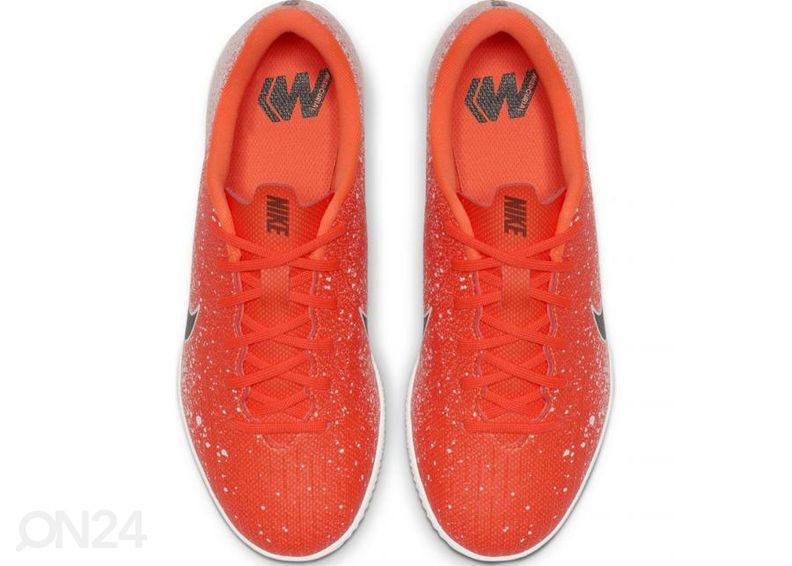 Мужские футбольные бутсы для игры в зале Nike Mercurial Vapor X 12 Academy IC JR AJ3101-801 увеличить