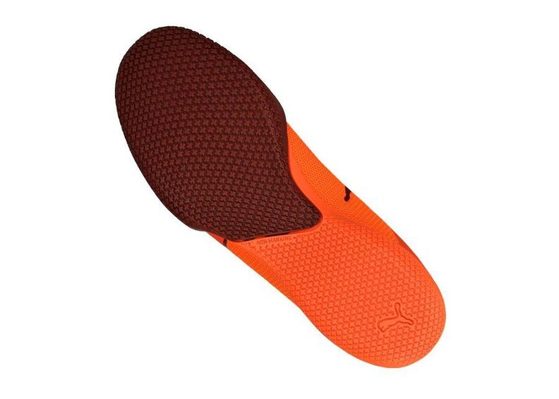 Мужские футбольные бутсы для игры в зале Puma 365 Sala 1 M 105753-02 увеличить