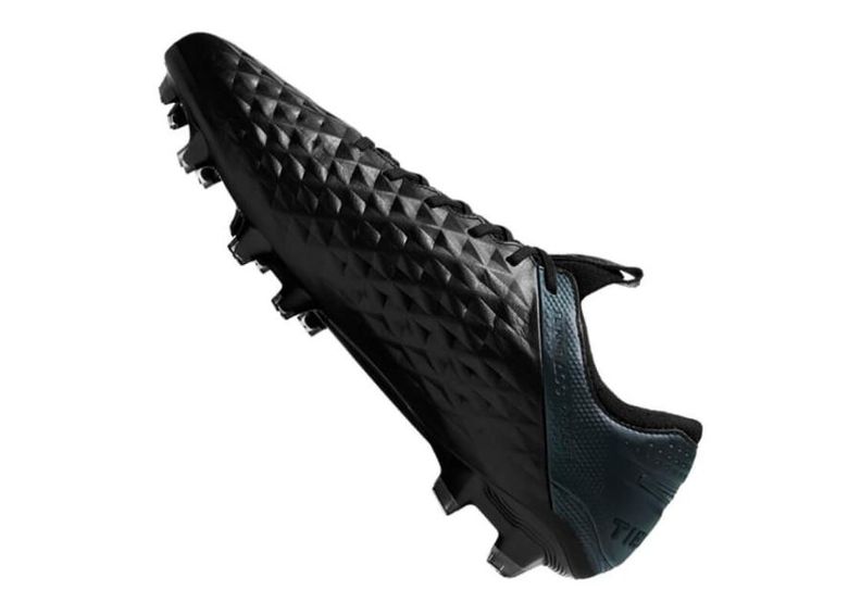 Мужские футбольные бутсы Nike Legend 8 Elite FG M AT5293-010 увеличить