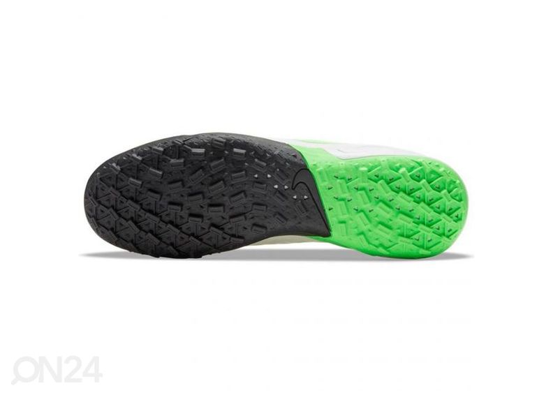 Мужские футбольные бутсы Nike Legend 8 Pro TF увеличить