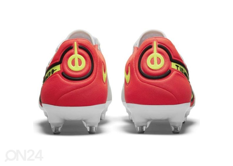 Мужские футбольные бутсы Nike Tiempo Legend 9 Elite SG-Pro AC увеличить