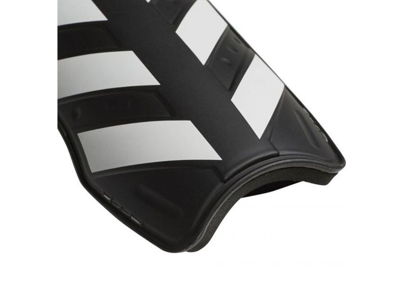 Мужские футбольные щитки adidas Everlite CW5559 увеличить