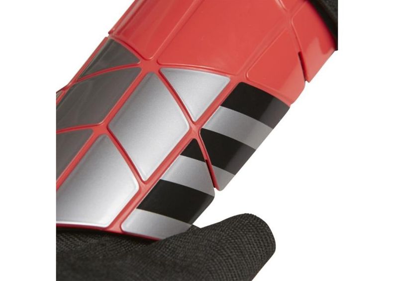 Мужские футбольные щитки adidas Ghost Reflex M CF2427 увеличить