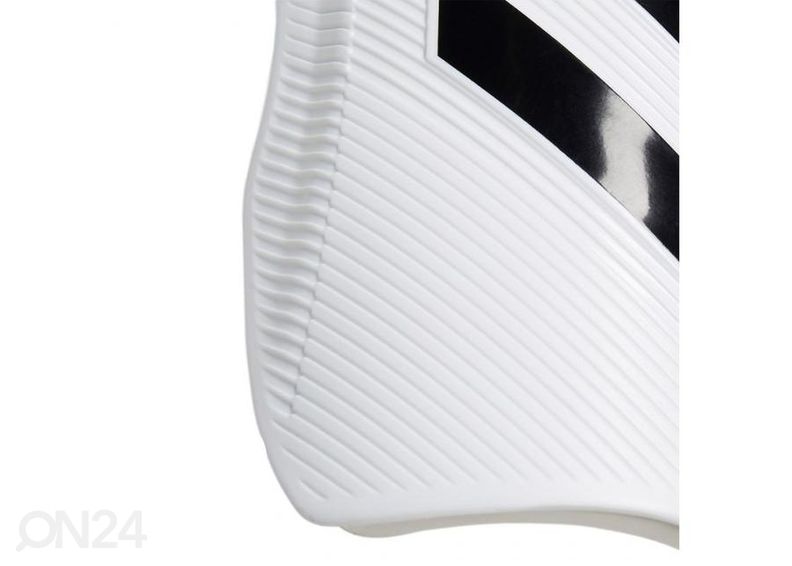 Мужские футбольные щитки Adidas Tiro SG EU Club увеличить