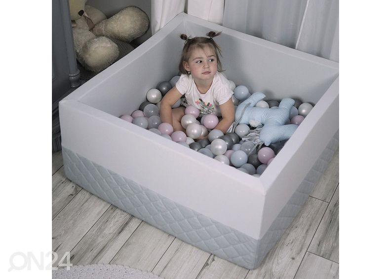 Мягкий бассейн с шариками 90x90x40 + 200 мяча увеличить