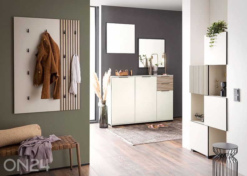 Настенная полка Alexa увеличить