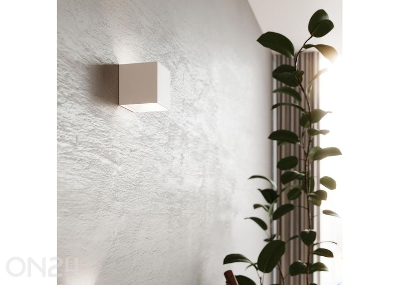 Настенный светильник Luca LED увеличить