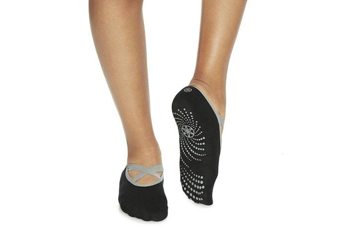 Нескользящие носки для взрослых увеличить