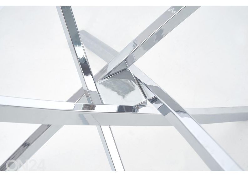 Обеденный стол увеличить