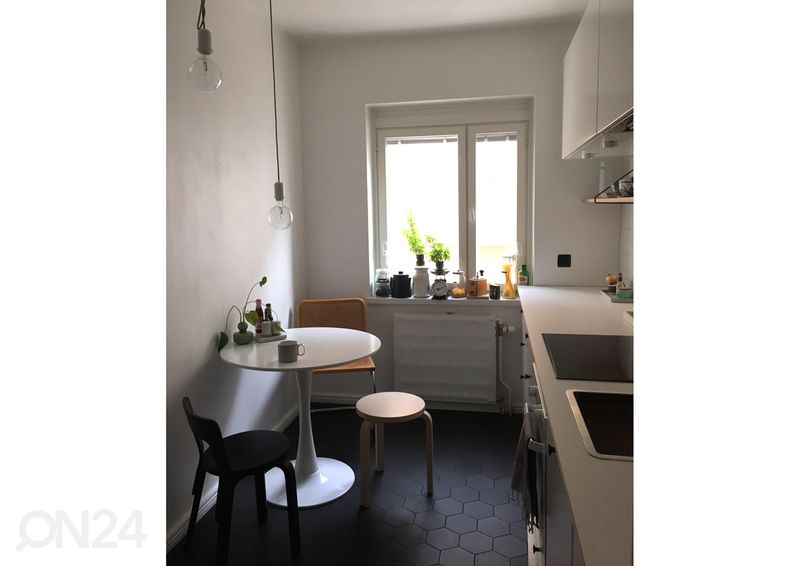 Обеденный стол Kant Ø 80 cm увеличить