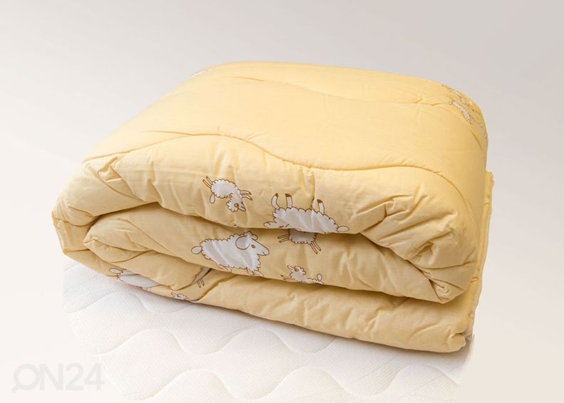 Одеяло из овечьей шерсти 150x200 см увеличить