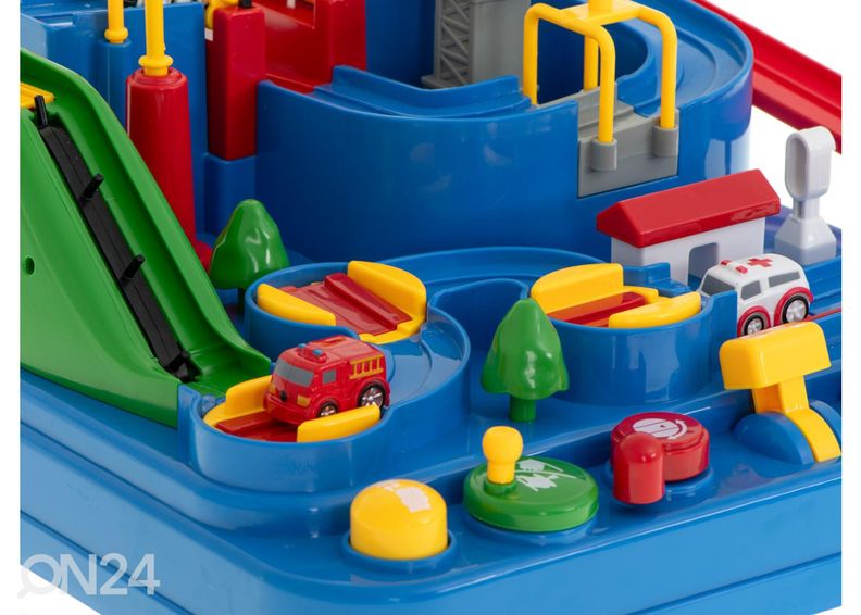 Полоса препятствий с 3 автомобилями увеличить