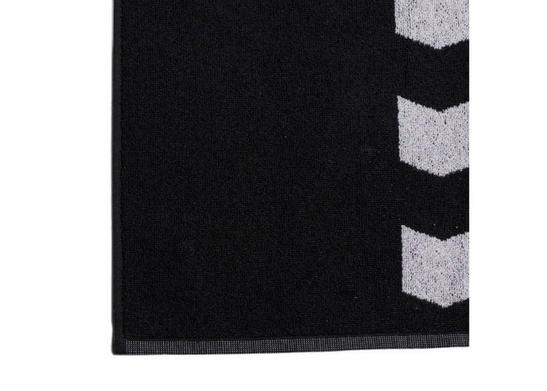 Полотенце adidas Training Towel FM7607 увеличить