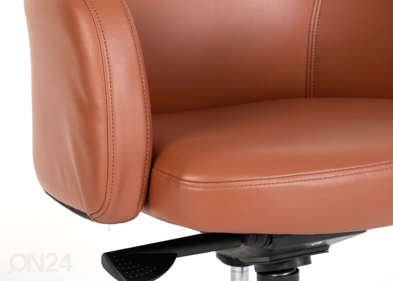 Рабочий стул увеличить