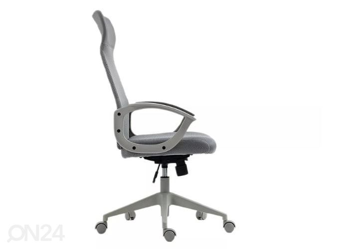 Рабочий стул увеличить