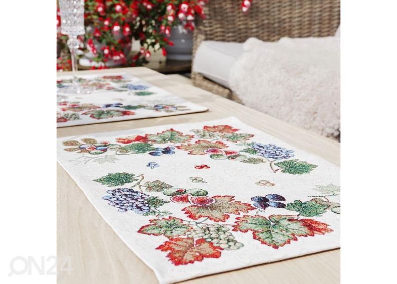 Скатерть из гобеленовой ткани Виноград 33x48 см увеличить