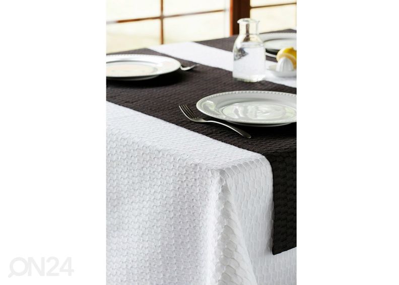 Скатерть FLY 140x210cm увеличить