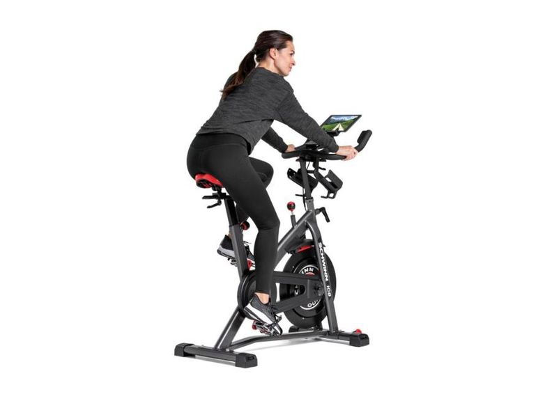 Спиннинг велотренажер Schwinn IC8 увеличить