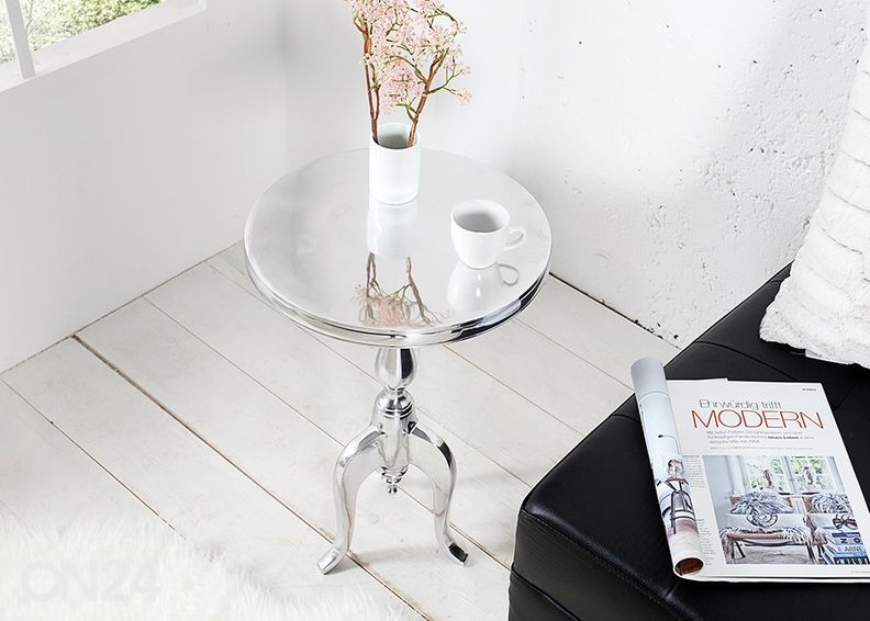 Столик Jardin увеличить