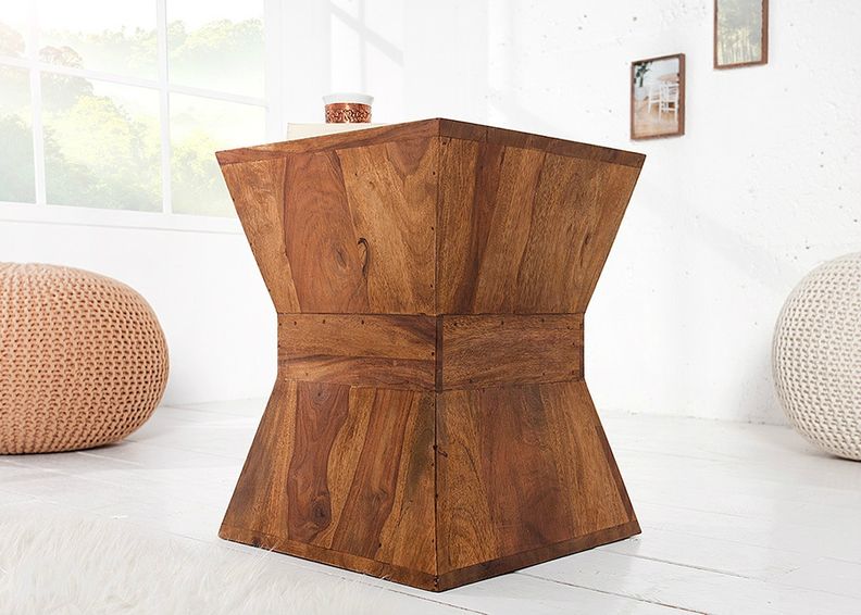 Столик Pyramid увеличить