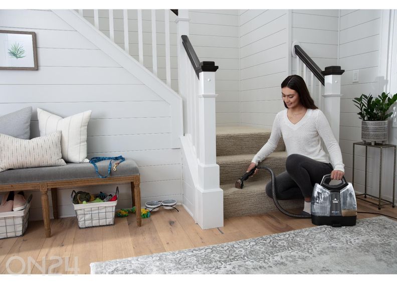 Текстильный очиститель Bissell SpotClean Plus 3724N увеличить